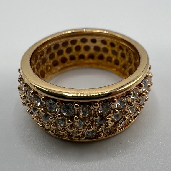 Gold & Rhinestone Ring - Picture 9 of 12